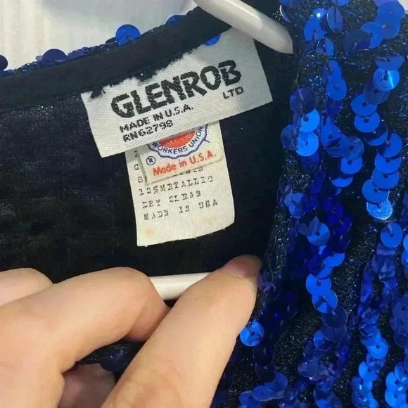1980s Blue Sequin Sleeveless Blouse by Glenrob Size Medium - Picture 2 of 10